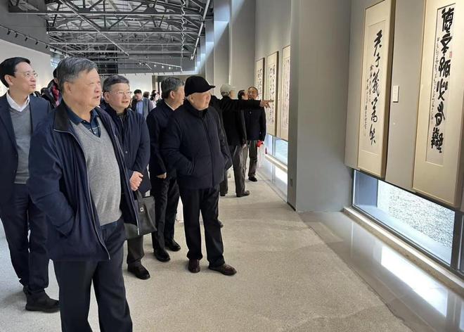 鹊枇杷》仅展一日深港艺术同时发声开元棋牌app一周观展｜宋画《山(图63)